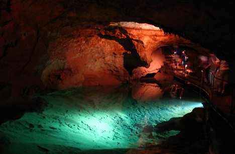 Дженоланские пещеры